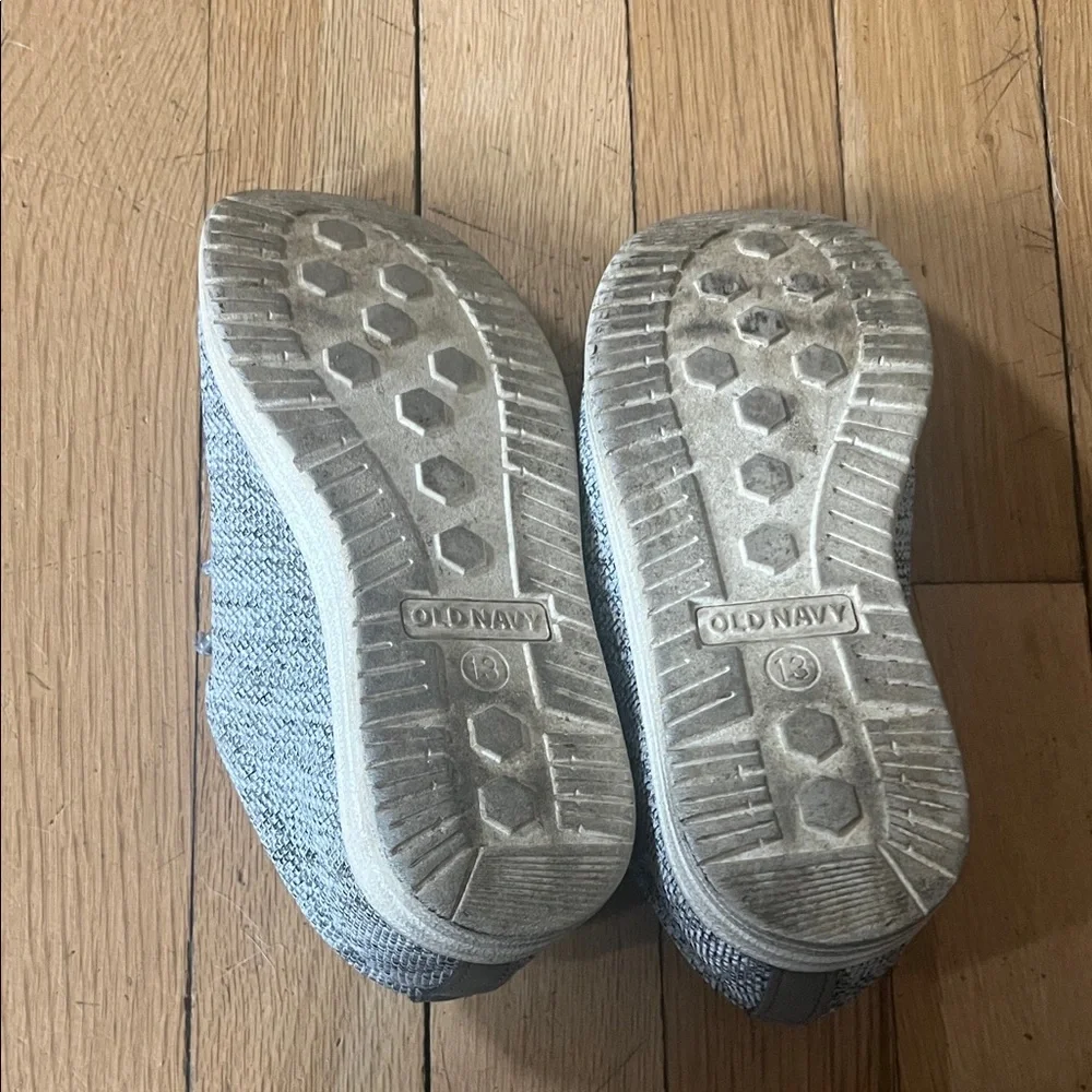 Old Navy Kids' Light Gray Slip-On Knit Moccasins